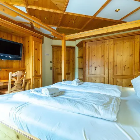 Cozy In Hinterglemm With Sauna *