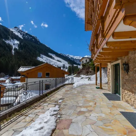 Cozy In Hinterglemm With Sauna Apartment *